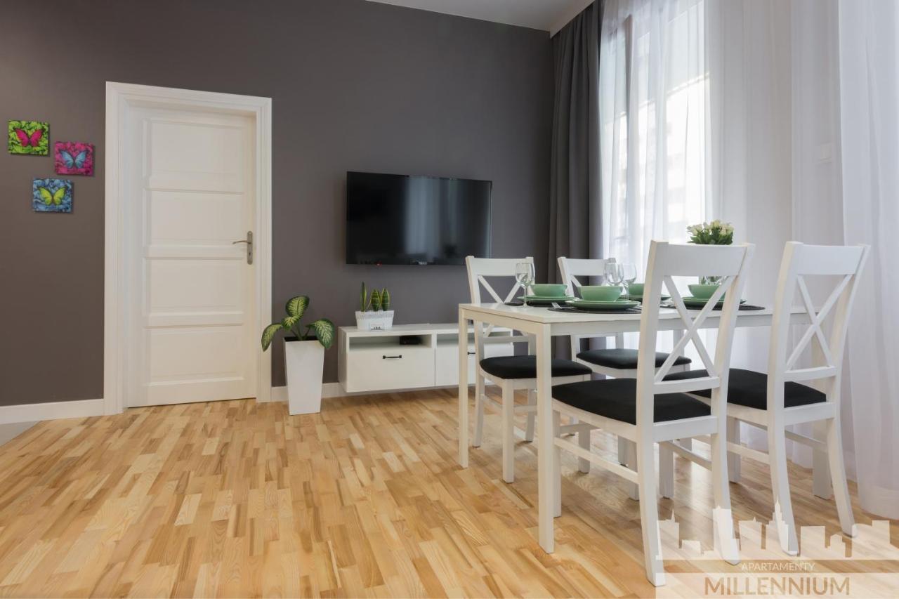 Ferienwohnung Millennium Awangarda Grey Warschau Exterior foto