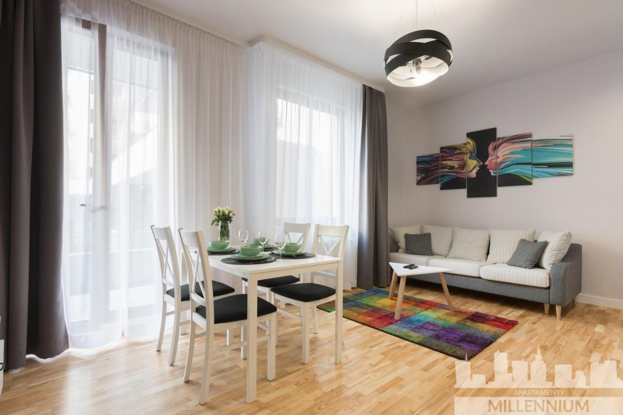 Ferienwohnung Millennium Awangarda Grey Warschau Exterior foto